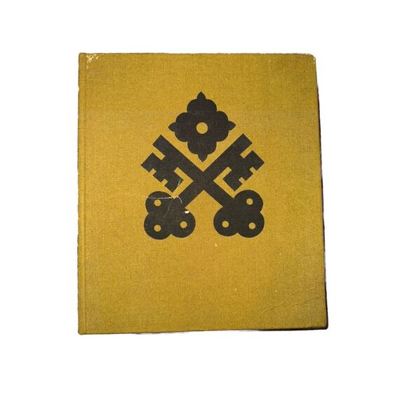 Guns, Pistols, Revolvers. Hand-firarms from the 14th to the 19th centuries. Phot - Picture 1 of 6